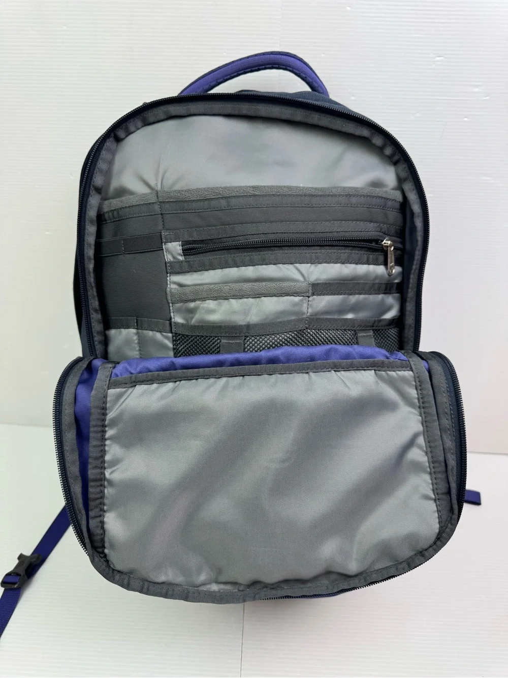 The North Face Recon NF00CLG3 Backpack Purple Blue Large Fits 15
